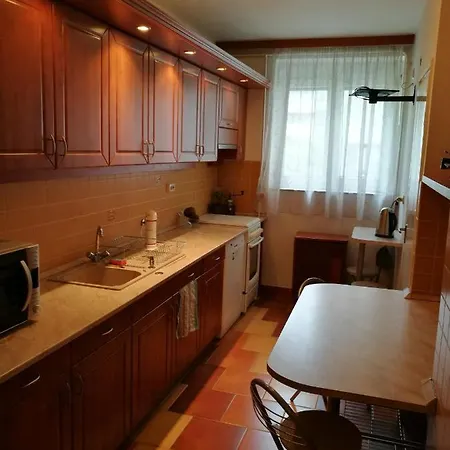 Zsolnay Apartment