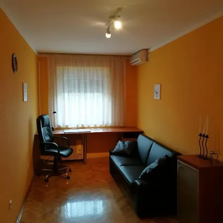 Zsolnay *