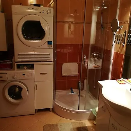 Zsolnay 公寓 佩奇